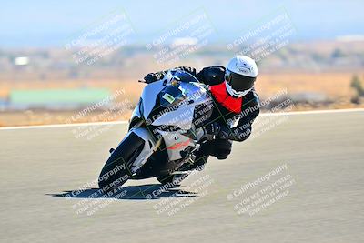 media/Nov-09-2024-2WTD (Sat) [[694fc593b7]]/Group C/Session 3 (Turn 6-Inside)/